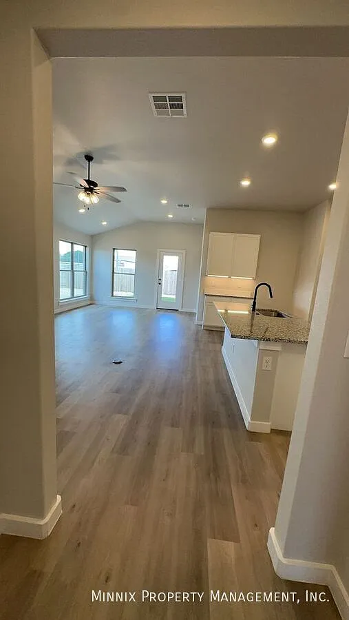 Frenship ISD 4 bedroom 2 bath Lubbock, TX For Rent | 1/2 off first months rent|3526 Turner Ave. — Photo 4