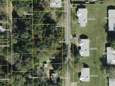 212 4th Street SE, Havana, FL, 32333