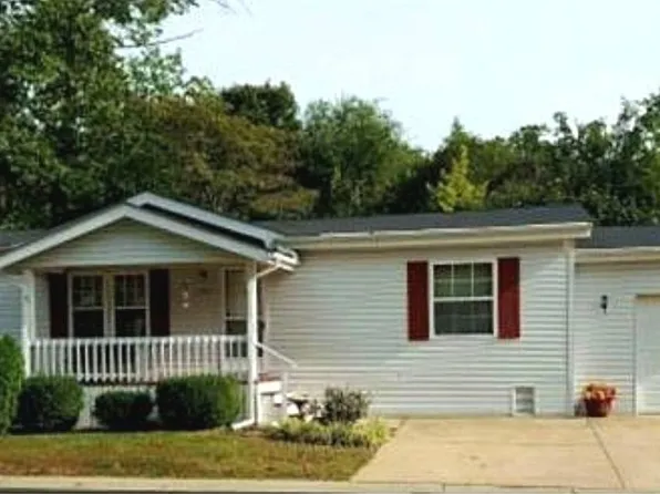 1405 Olga Dr, Belleville, IL 62223
