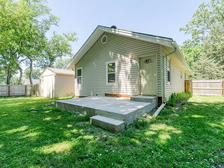 8241 Riley St — Photo 23