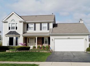 1390 Devonwood Ct, Buffalo Grove, IL 60089