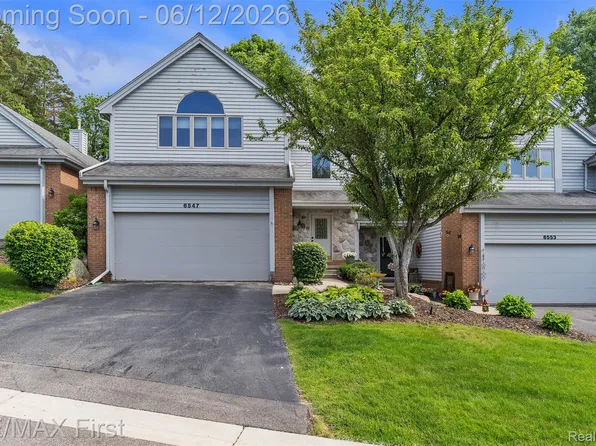 6547 Scenic Pines Ct, Clarkston, MI 48346