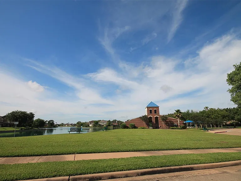 6714 Portuguese Bend Dr — Photo 36