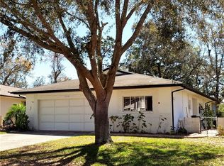 12915 Club Dr, Hudson, FL 34667