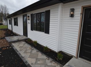 403 E Elm St, Sharpsville, IN 46068