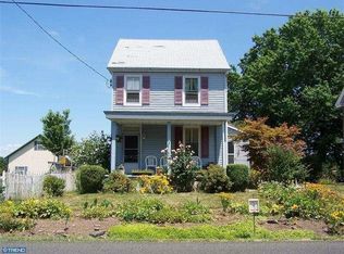 812 Old Skippack Rd, Harleysville, PA 19438