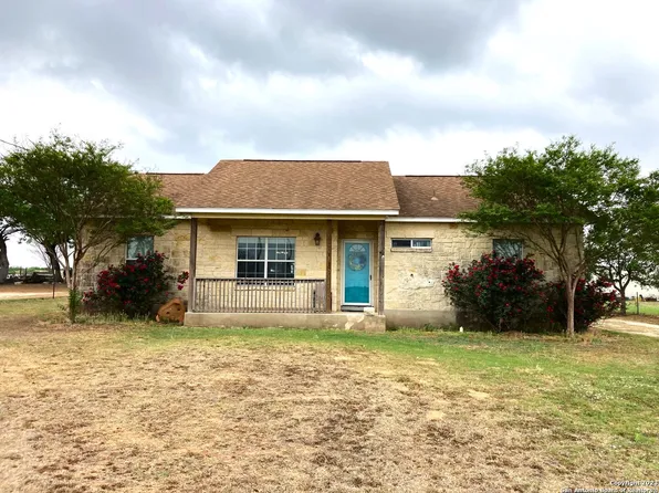 10060 S FM 2790 W, Somerset, TX 78069