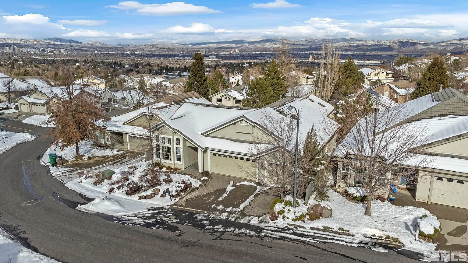 6075 Sunrise Meadows Loop photo 1