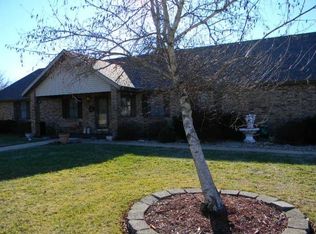328 Southlawn Ave, Lebanon, MO 65536
