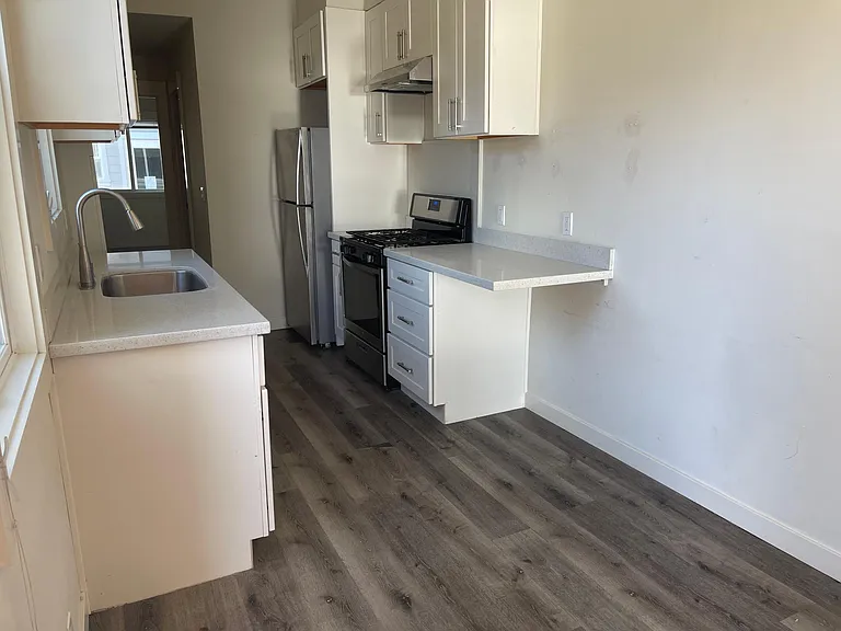 18A Main St — Photo 3