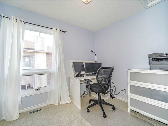 2nd image of 75 William Curtis Cir