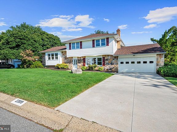 2nd image of 2309 Paulwynn Rd