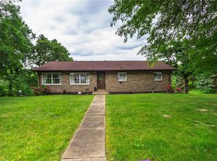 206 Shadyside Dr, Aliquippa, PA