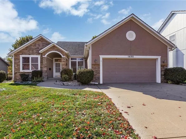 14192 S Alcan St, Olathe, KS 66062