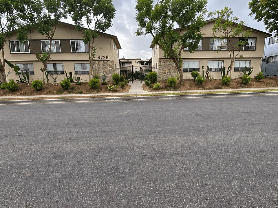 4726 & 4800 Tacana St.