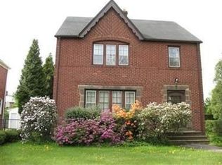 3686 Berkeley Rd, Cleveland Heights, OH 44118