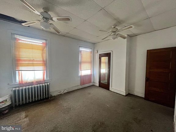 4th image of 600 W Chew Ave