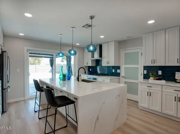 1002 E BUTLER Drive, Phoenix, AZ 85020