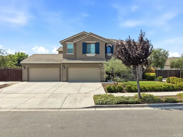 1031 W Quail Rock Way, Hanford, CA 93230