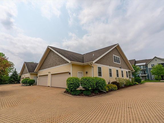 3rd image of 2614 Gallagher Dr
