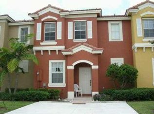 750 SE 2nd Pl, Hialeah, FL 33010