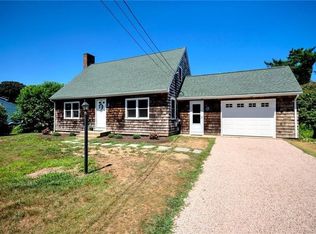 27 Sunset Dr, Charlestown, RI 02813