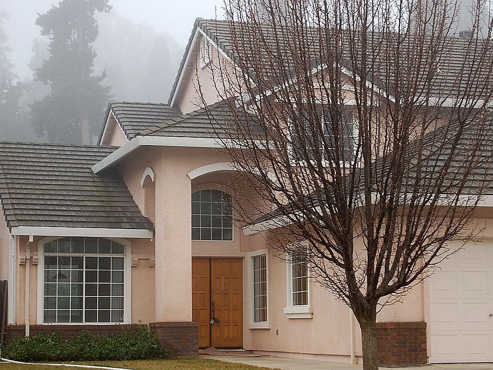 1st image of 219 Berkshire Ct