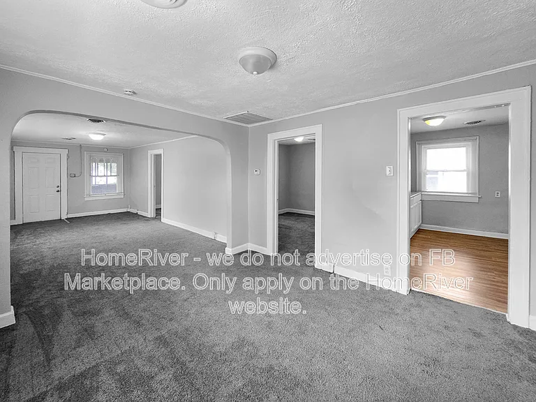 4311 E 30th St — Photo 5