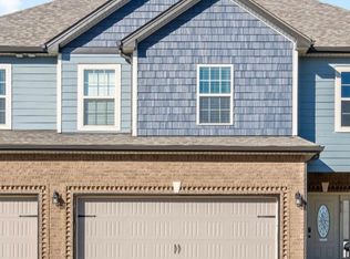 517 Country Ln, Clarksville, TN 37043