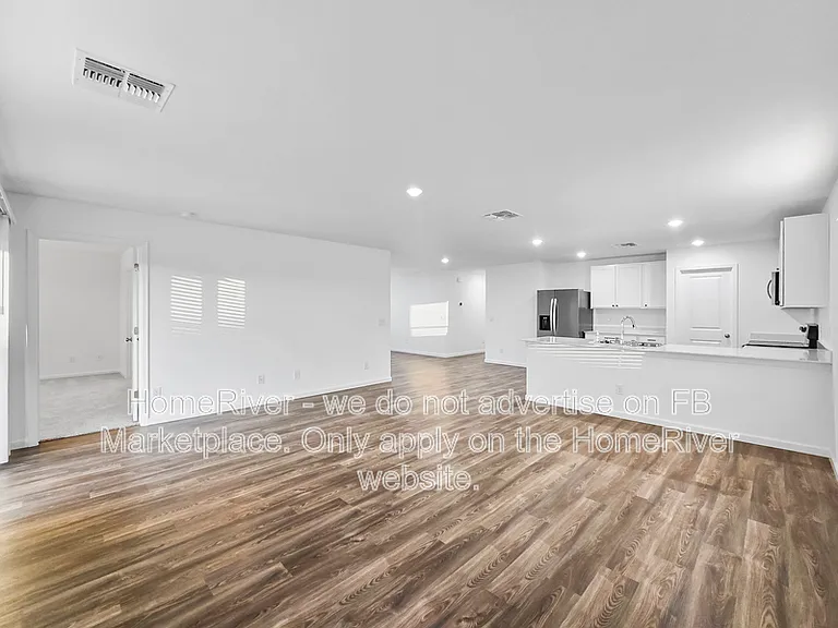 1850 Yance Dr — Photo 6