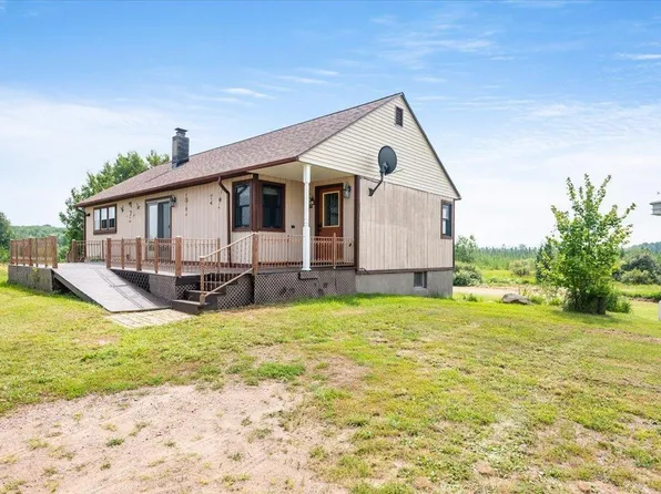 52000 Deerfield Rd, Kerrick, MN 55756