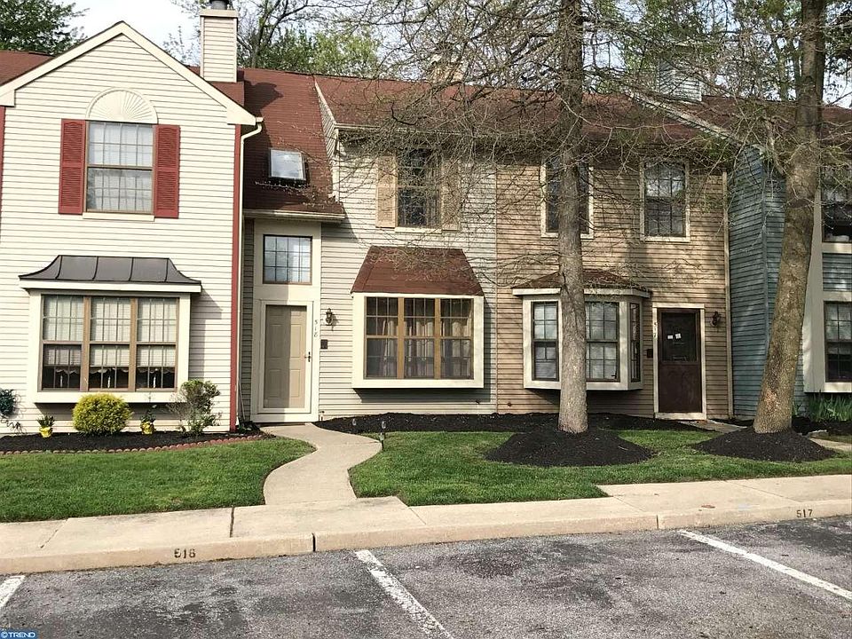 1st image of 518 Essex Ct #518