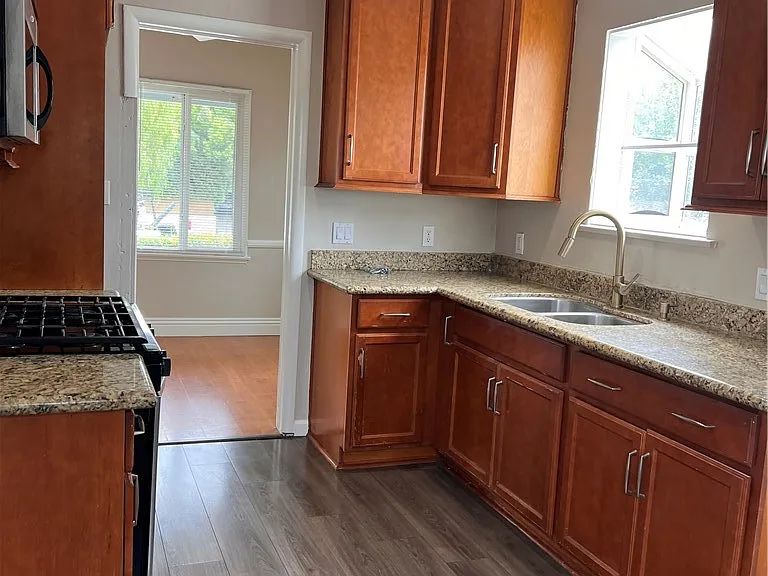 6607 Aura Ave — Photo 10