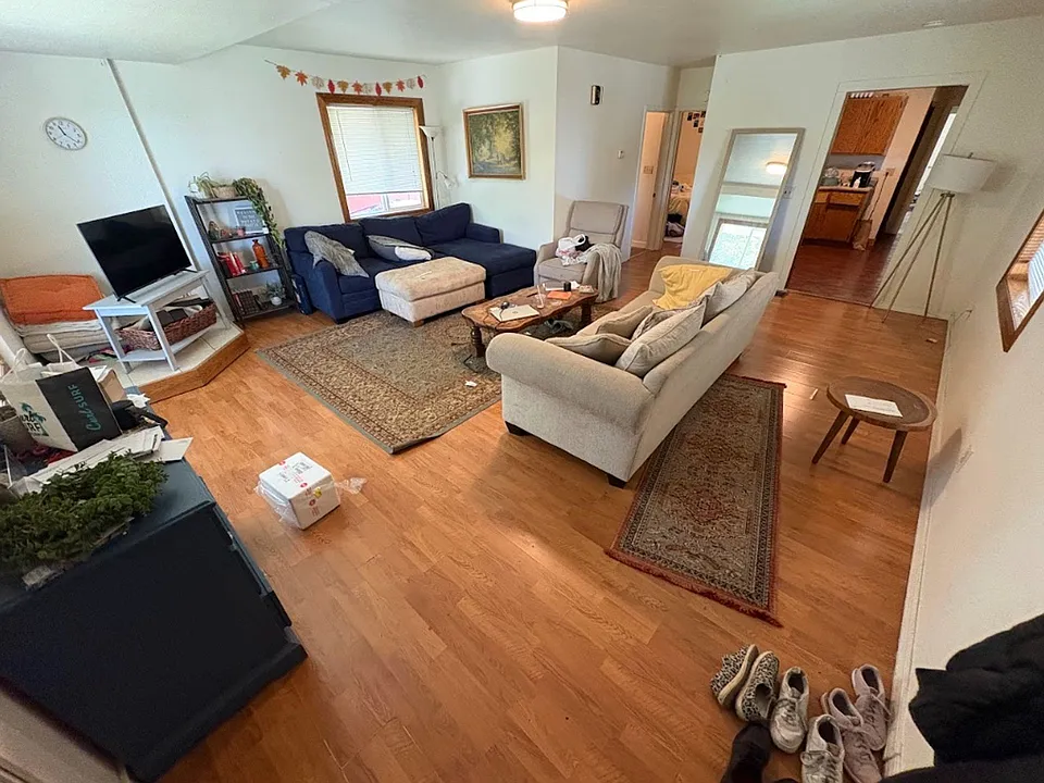 530 W C St