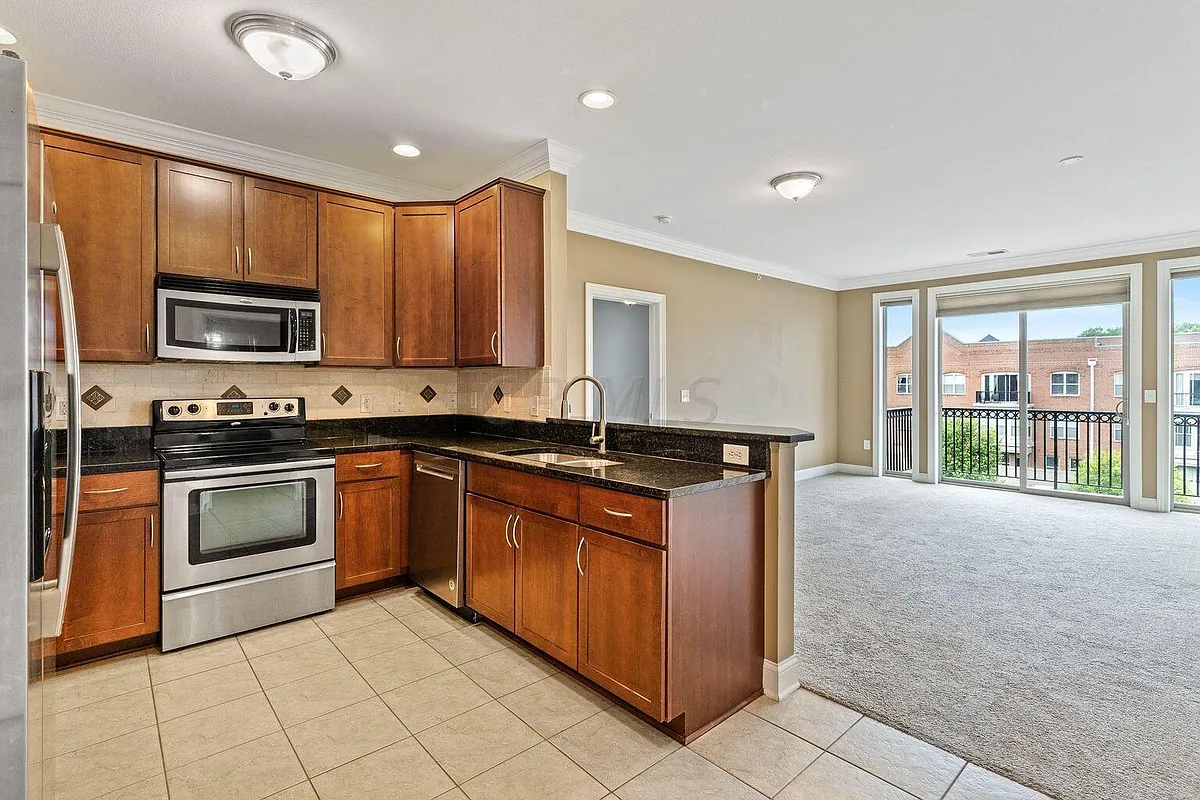 Building Photo - 953 Ingleside Ave #312