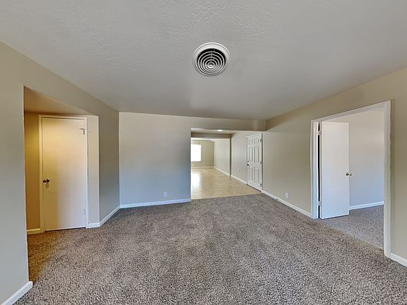 3rd image of 8837 Sunnybrook Ln