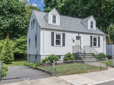 19 Tobin Rd, West Roxbury, MA, 02132