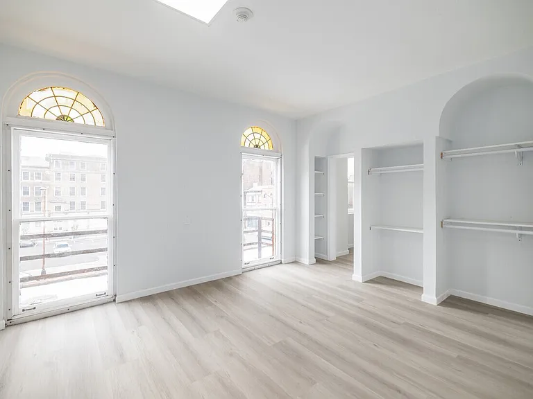 219 E Hanover St #101 — Photo 7