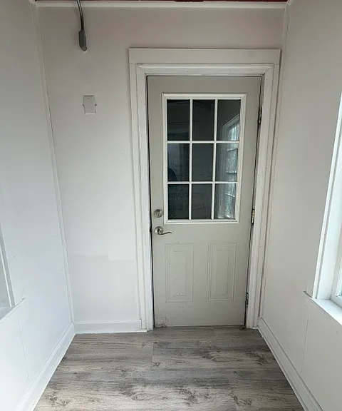37 Malwood Ave — Photo 3