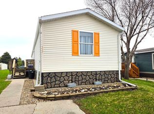 117 Hampton Dr, Pierre, SD 57501