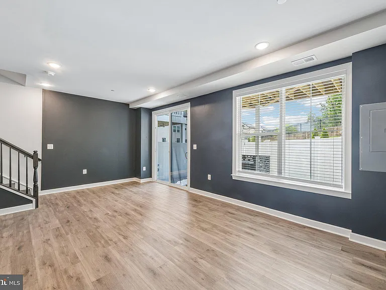 7202 Mountaineer Dr — Photo 27