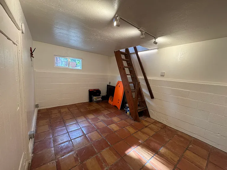 1619 Oak Dr #B1 — Photo 23
