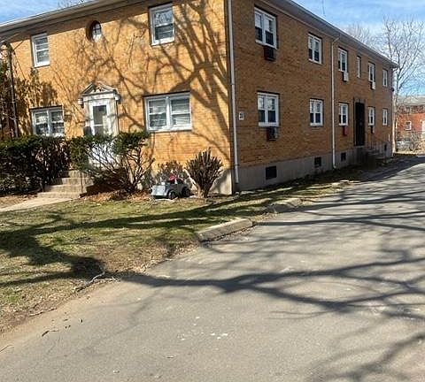 2nd image of 35 Deerfield Ct #F1