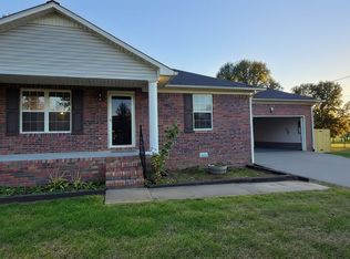 2308 Forrest Fields Dr, Chapel Hill, TN 37034