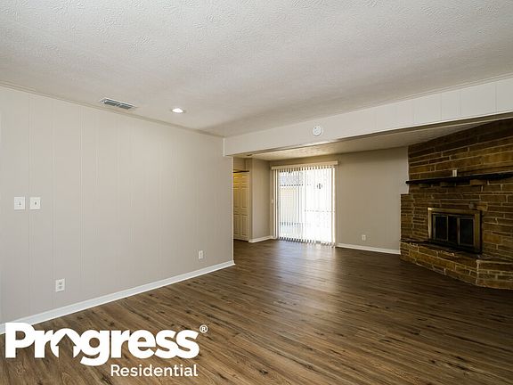5th image of 9153 Jackson Ave