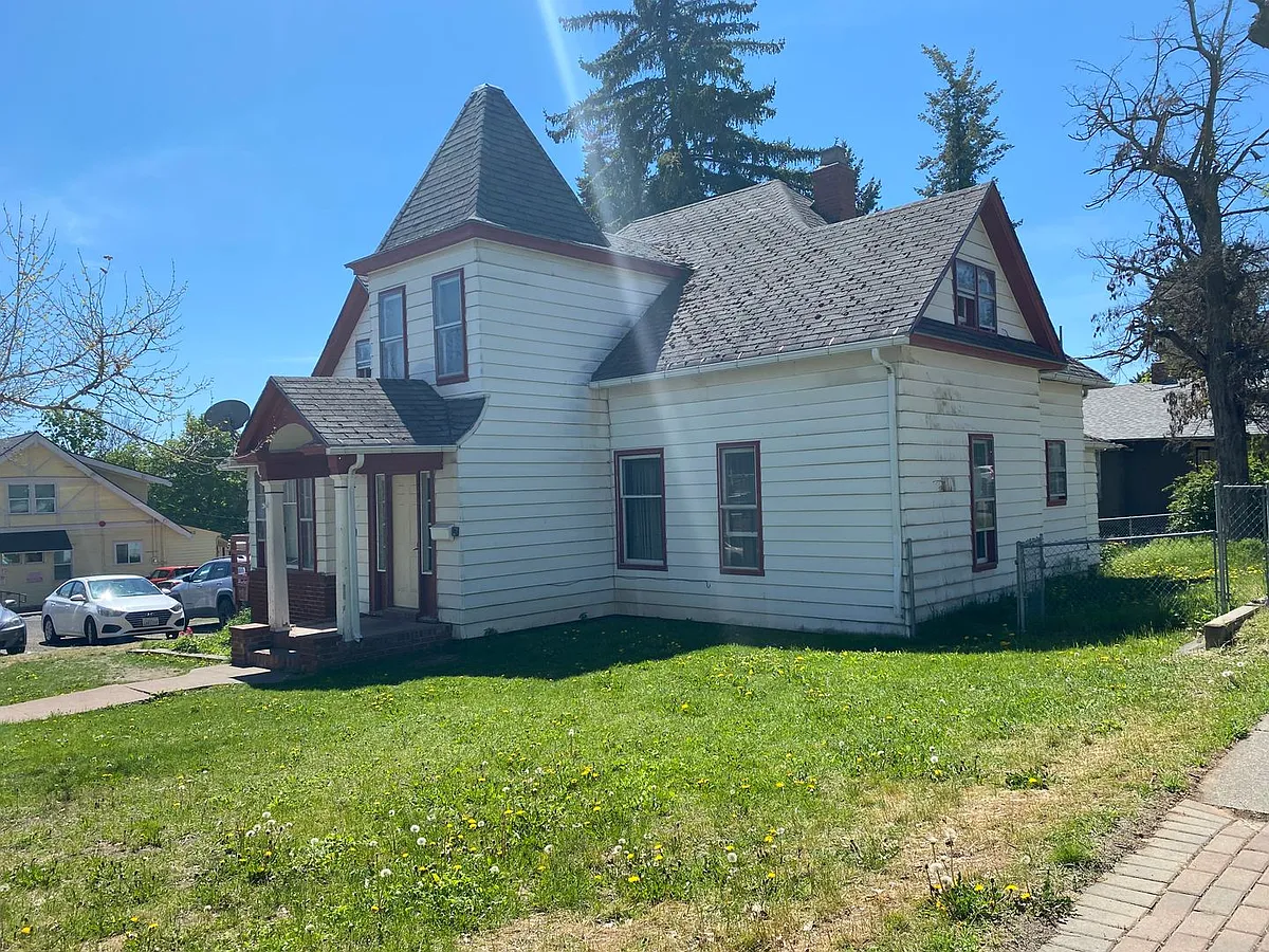 Building Photo - 320 College Ave