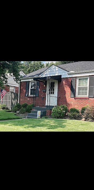 1st image of 2525 E 27th St