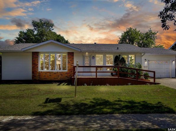 303 2nd AVENUE W, Montmartre, SK S0G 3M0