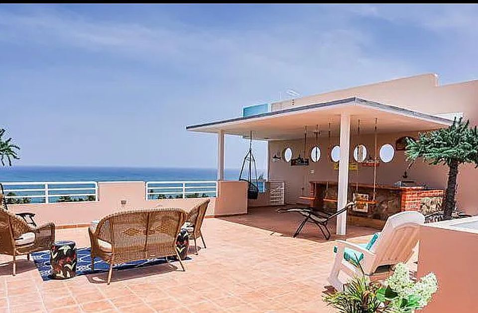 PENTHOUSE-Front Row Beach Fr