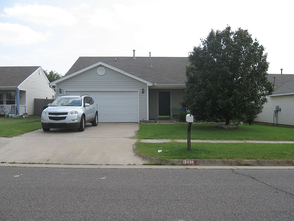 1st image of 10436 Bradford Way